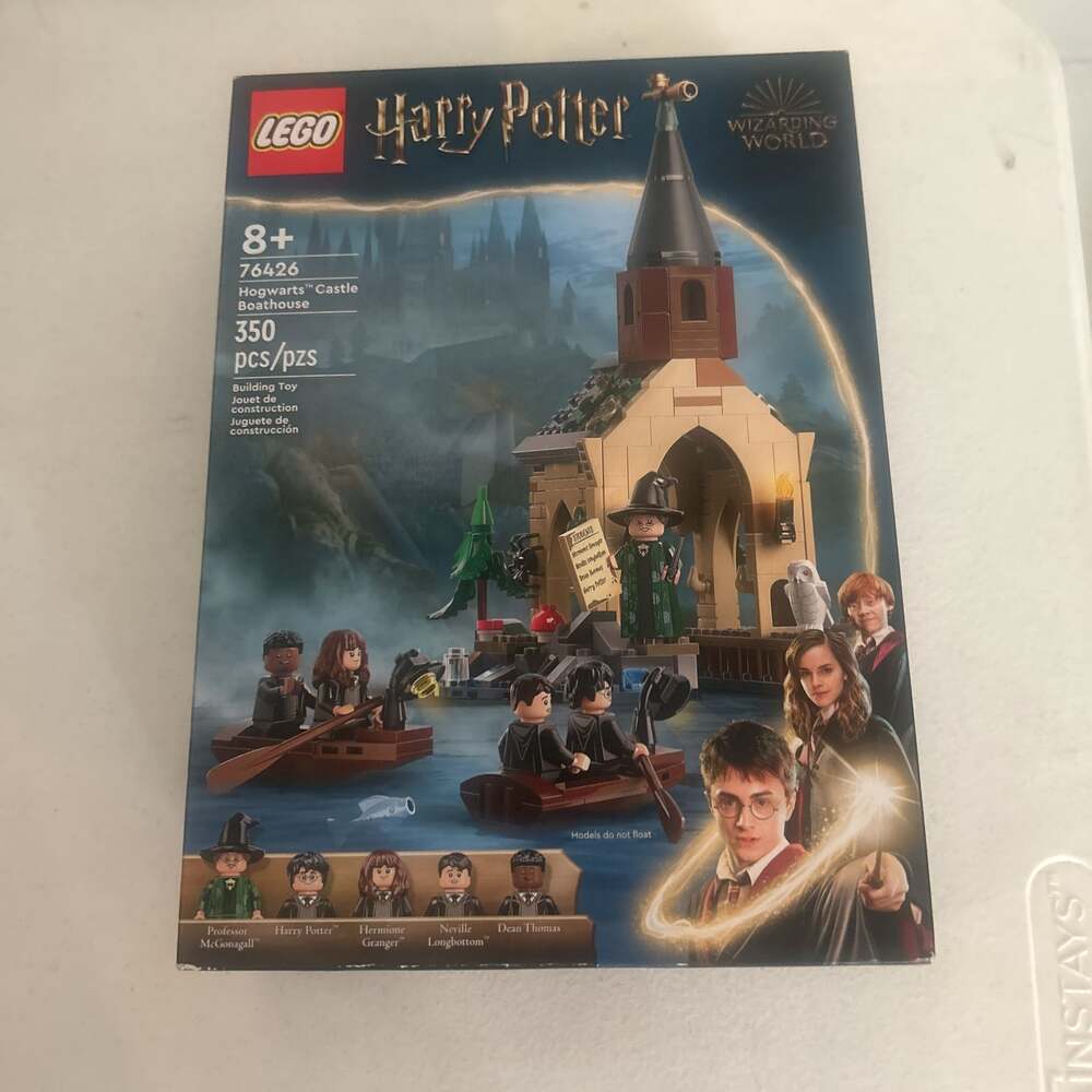 LEGO Harry Potter Hogsmeade Village Visit 76388 Building Kit